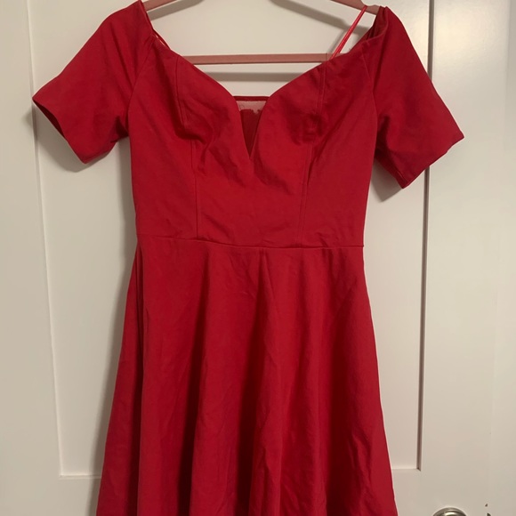Red guess dress - Picture 2 of 3